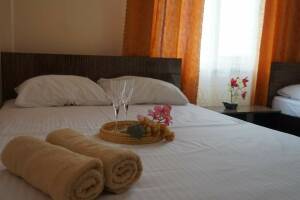 Изображение Изображение: Улучшенный 3-х местный (с видом на море) #1 #1