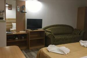 Изображение Изображение: Полулюкс 4х с общим балконом на стоянку #1 #12