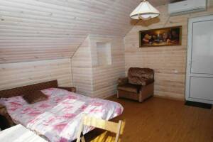 Изображение Изображение: 2-х местный с удобствами «в дереве» с 2 доп. м #1 #6