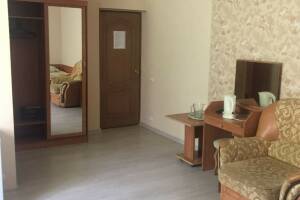 Изображение Изображение: Двухкомнатный семейный шестиместный номер #1 #9