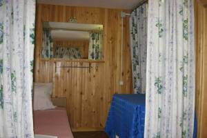 Изображение Изображение: № 102 Трехместный номер «Эконом». Корпус 1 #1 #14