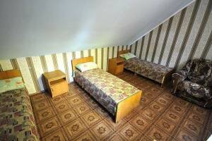 Изображение Изображение: Трехместный эконом #1 #2