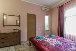 Изображение Изображение: Двухкомнатный номер с удобствами #1 #4