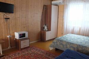 Изображение Изображение: Четырехместный номер на первом этаже #1 #4