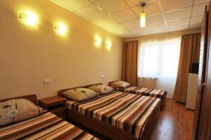 Изображение Изображение: 4- х местный номер на первом этаже (окна на море) #1 #4