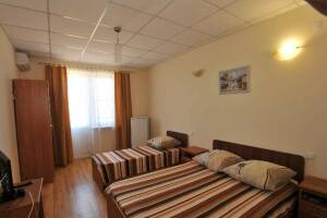 Изображение Изображение: Двухкомнатный номер на третьем этаже #1 #9