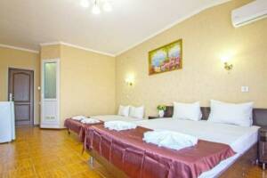 Изображение Изображение: Однокомнатный комфорт с балконом+2 #1 #2