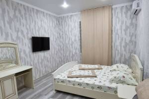 Изображение Изображение: Двухкомнатный номер люкс #1 #8