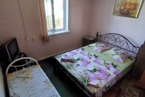 Изображение Изображение: 3-х местный номер с удобствами #1 #2