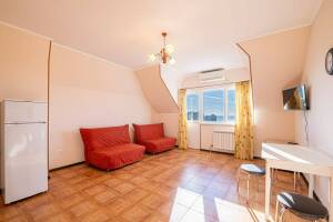 Изображение Изображение: 4 мест. двухкомнатный номер с кухней с балконом #1 #8