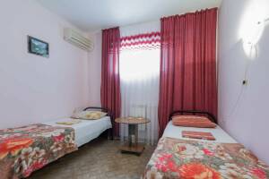 Изображение Изображение: 2-х местный номер в цоколе #1 #1