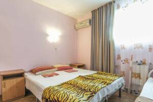 Изображение Изображение: 3-х местный номер в цоколе #1 #2