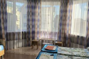 Изображение Изображение: 4-х местный удобства на 2 номера (3 этаж) #1 #3