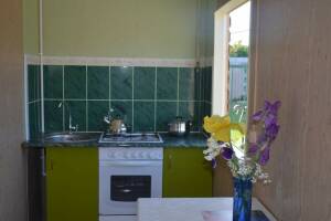 Изображение Изображение: Двухкомнатный домик № 1, № 4 с кухней на веранде #1 #2