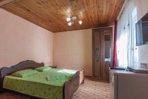 Изображение Изображение: Трехместный номер с удобствами #1 #2