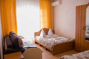 Изображение Изображение: 3-х местный эконом с балконом #1 #4