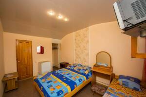 Изображение Изображение: Трехместный номер #1 #2