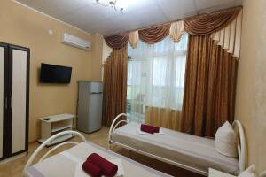 Изображение Изображение: Станд. 2+2-х мест., 1 эт. (2 разд. кр. + диванчик) #1 #2