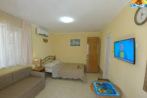 Изображение Изображение: Однокомнатный коттедж на 3 человека с кухней #1 #5