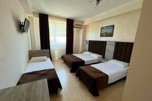 Изображение Изображение: 4х местный номер с выходом во двор #1 #10