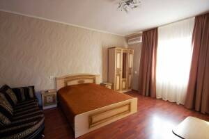 Изображение Изображение: Комната «Комфорт» с кухней и с балконом #1 #7