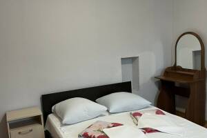 Изображение Изображение: Трехместный с удобствами (первый этаж) #1 #5