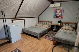 Изображение Изображение: 3-х местный номер с удобствами #23 #1 #14