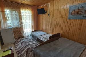 Изображение Изображение: 3-х местный номер с удобствами #19 #1 #1