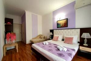 Изображение Изображение: 3-х местный номер «Комфорт» с балконом фасад #1 #3