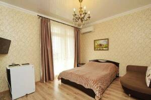 Изображение Изображение: Двухместный «Стандарт» с балконом (3 этаж) #1 #2