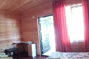 Изображение Изображение: «Деревянный коттедж» номер 4-х местный #1 #3