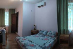 Изображение Изображение: Трёхместный номер с удобствами #1 #1