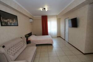 Изображение Изображение: Комната на 4-е человека с балконом #1 #4