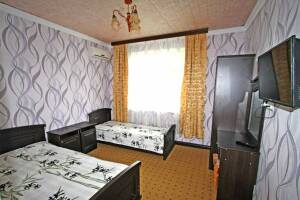 Изображение Изображение: 3 местный эконом (удобства на этаже) #1 #6