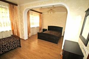 Изображение Изображение: 3 местный «Эконом» (удобства на этаже) #1 #8