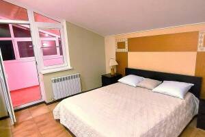 Изображение Изображение: Стандартный Двухместный балконом и одной кроватью #1 #5