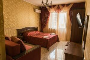 Изображение Изображение: «Полулюкс» 4-х местный с балконом #1 #5