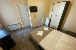 Изображение Изображение: Двухместная комната со своей кухней, первый этаж #1 #6