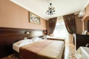 Изображение Изображение: 3-х местный «Полулюкс» с балконом и видом на море #1 #4