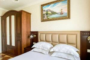 Изображение Изображение: 2-х комнатный 4-х местный номер «Люкс» (маленький) #1 #7