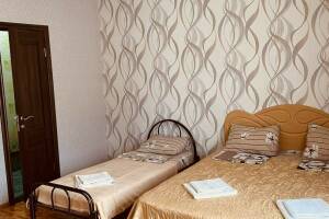 Изображение Изображение: Четырехместный номер с балконом #1 #6