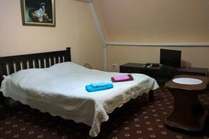 Изображение Изображение: 2−3 местный номер с удобствами, Номер 12 #1 #10