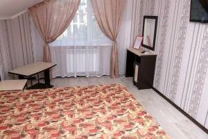 Изображение Изображение: Двухкомнатный номер с кухней и балконом #1 #1