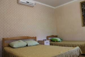 Изображение Изображение: 4-х местный с кухней в номере #1 #3