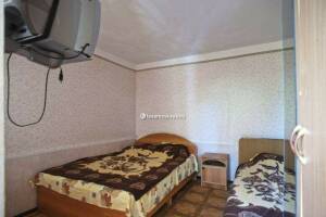 Изображение Изображение: Трёхместный номер «Эконом» с открытой верандой #1 #4