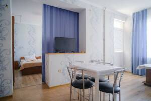 Изображение Изображение: Двухкомнатный 4-местный с кухней #1 #6