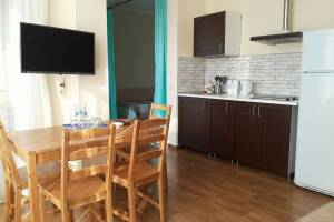 Изображение Изображение: Двухкомнатные Апартаменты с кухней и балконом #1 #1