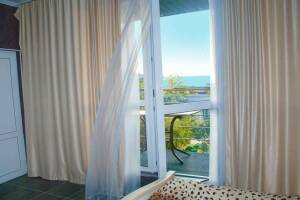 Изображение Изображение: «Люкс» с балконом 2-х местный (3 этаж) #1 #3