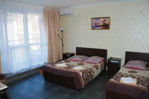 Изображение Изображение: «Люкс» 3-х местный с балконом (3 этаж) #1 #4