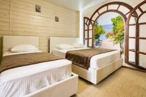 Изображение Изображение: «Домик-люкс» 5-ти местн. 2 комн. с двором и кухней #1 #7